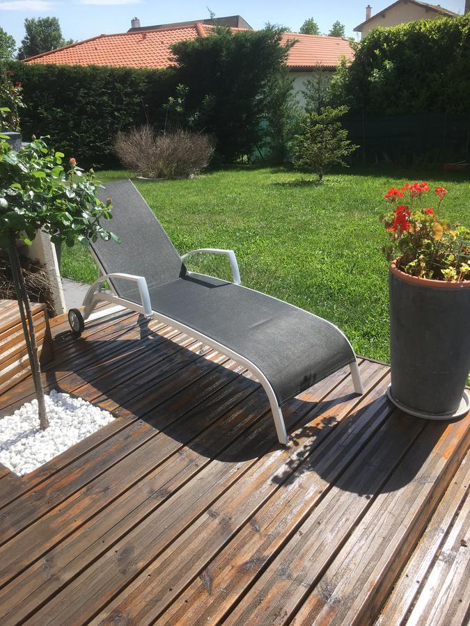 Chambre D'Hotes L'Amaryllis Cournon-d'Auvergne Buitenkant foto